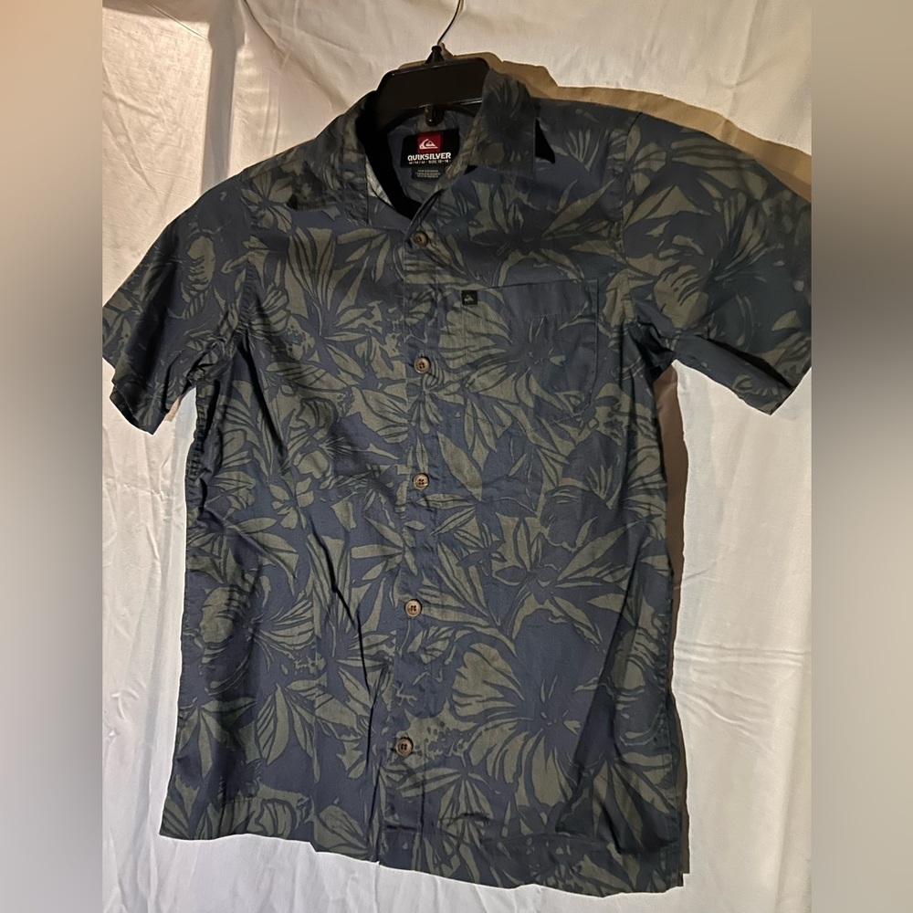 Quicksilver boys button down